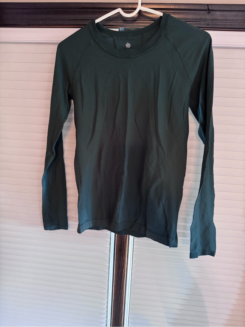 Athleta Forest Green Long Sleeve Muscle Tee
